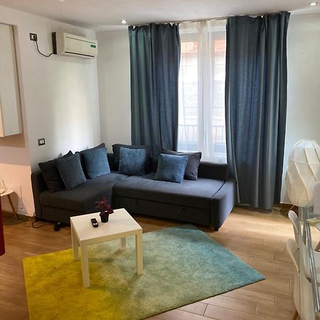 Royal Suite Unirii-2 Bdr Apartment بوخارست المظهر الخارجي الصورة