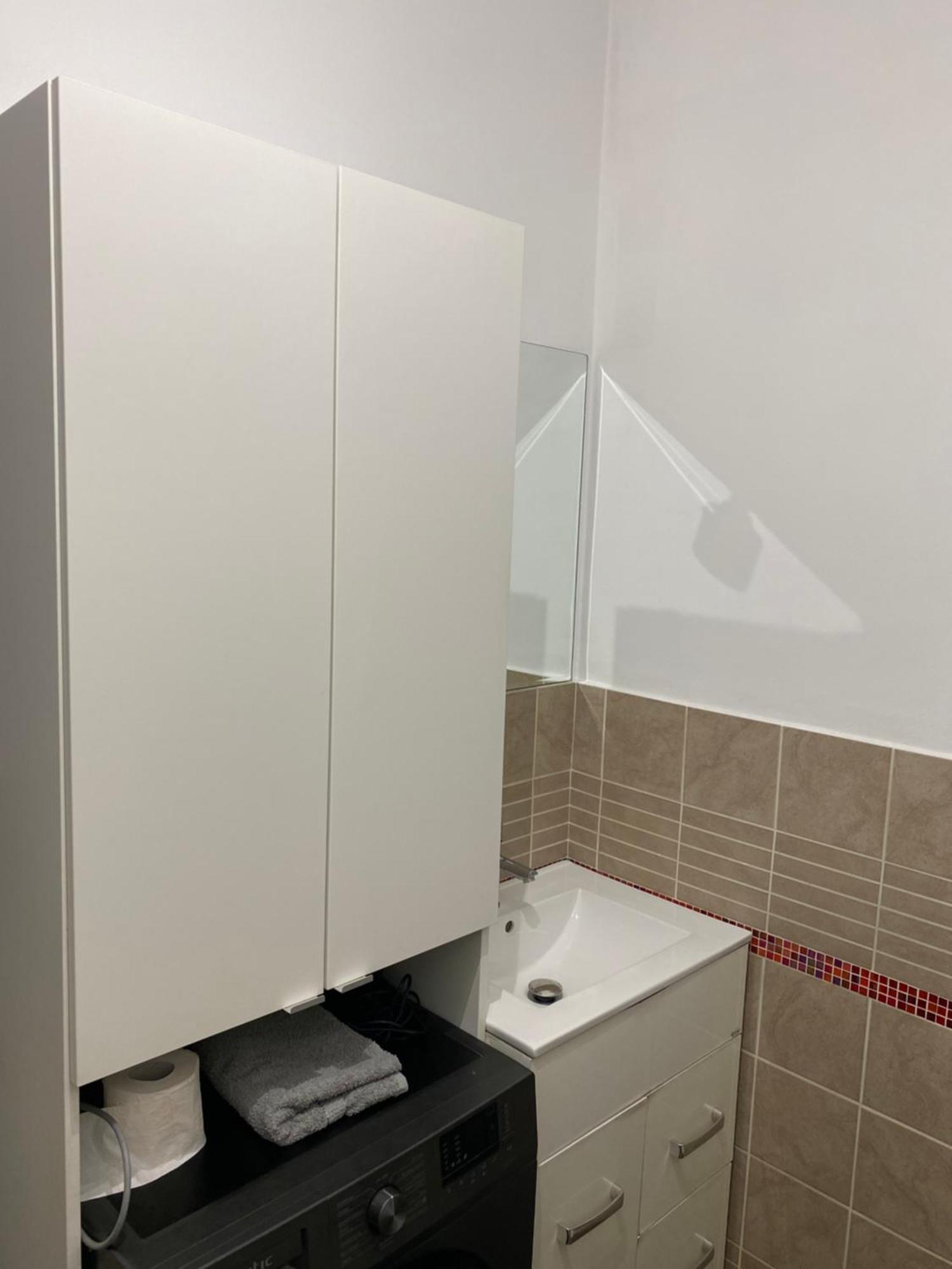 Royal Suite Unirii-2 Bdr Apartment بوخارست المظهر الخارجي الصورة